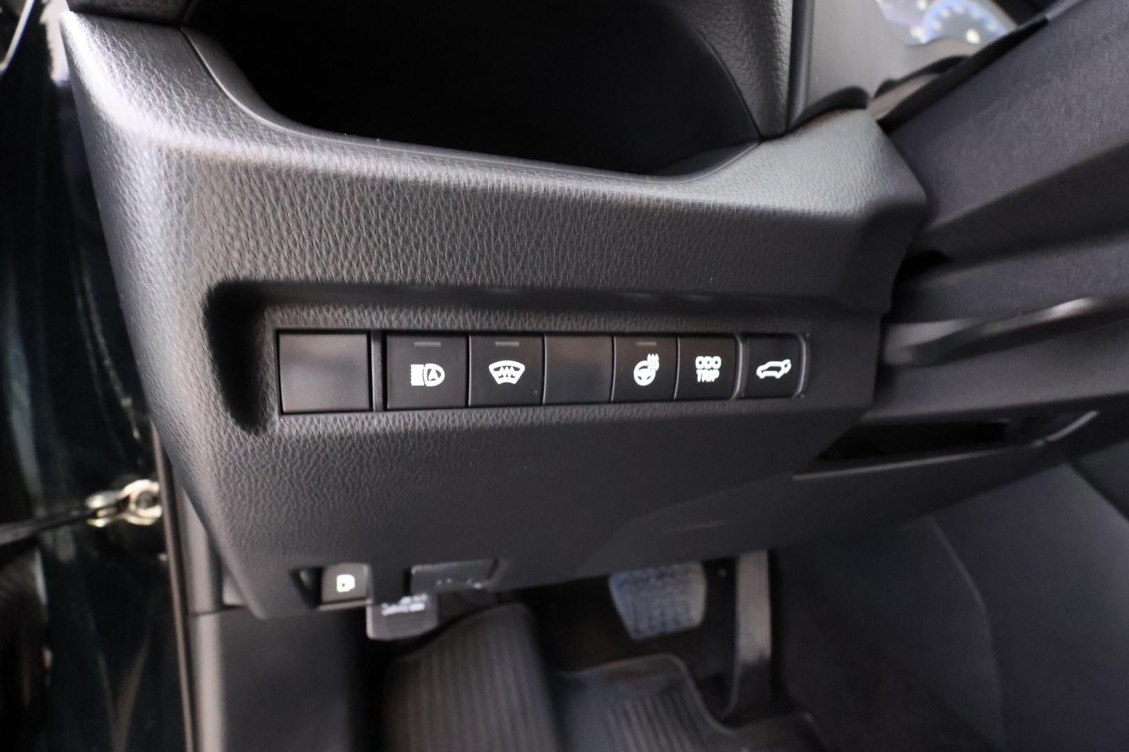 TOYOTA RAV4 2023