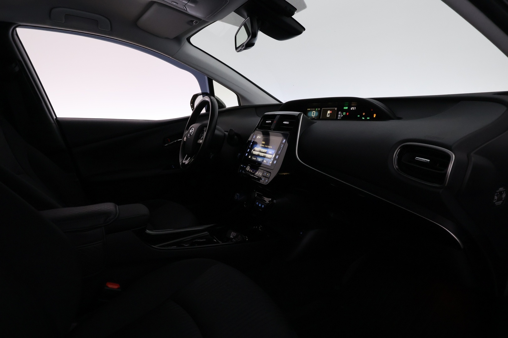 TOYOTA Prius Plug-in 2017