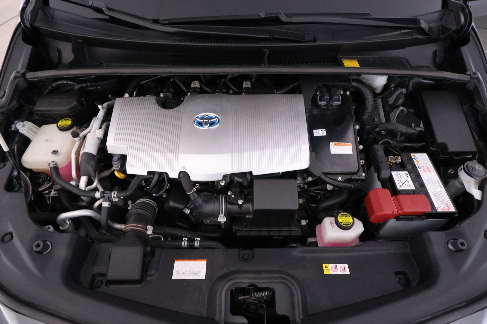 TOYOTA Prius Plug-in 2017