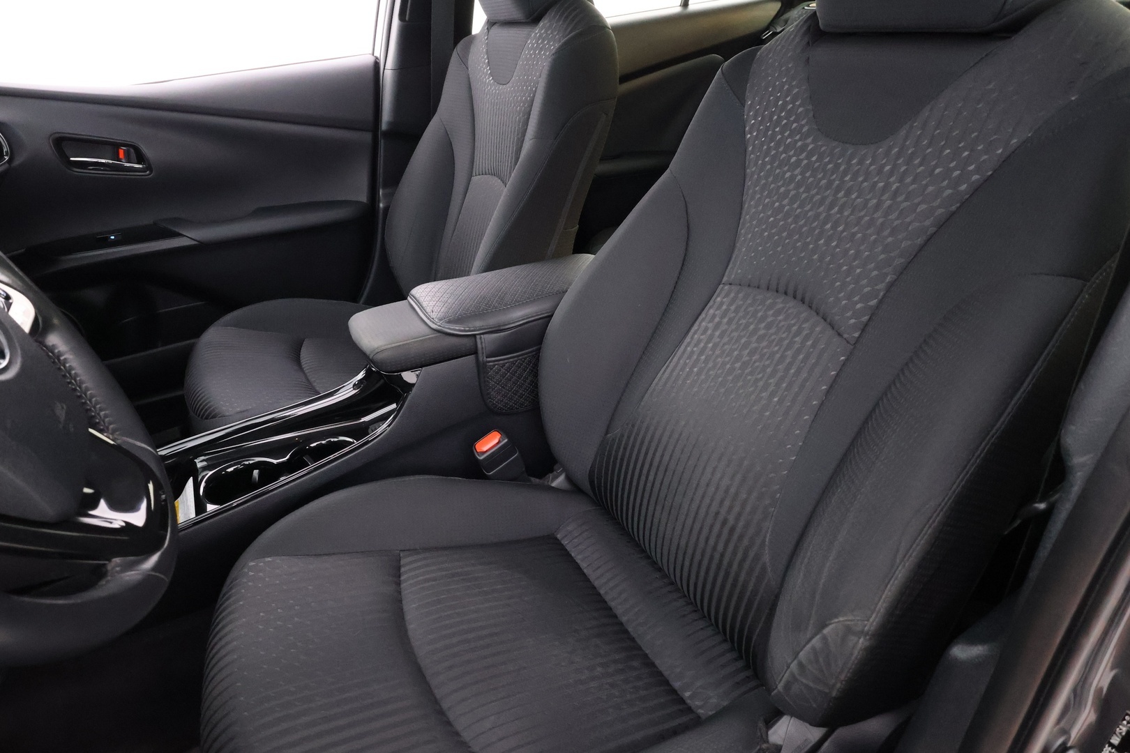 TOYOTA Prius Plug-in 2017