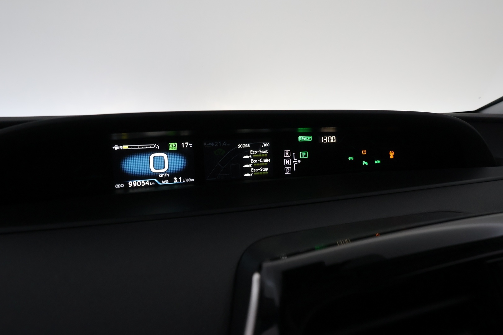 TOYOTA Prius Plug-in 2017