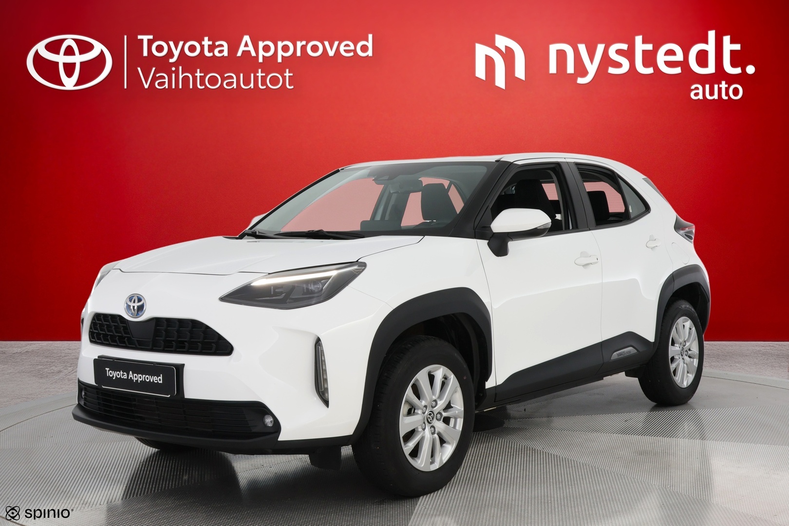 TOYOTA Yaris Cross 2024