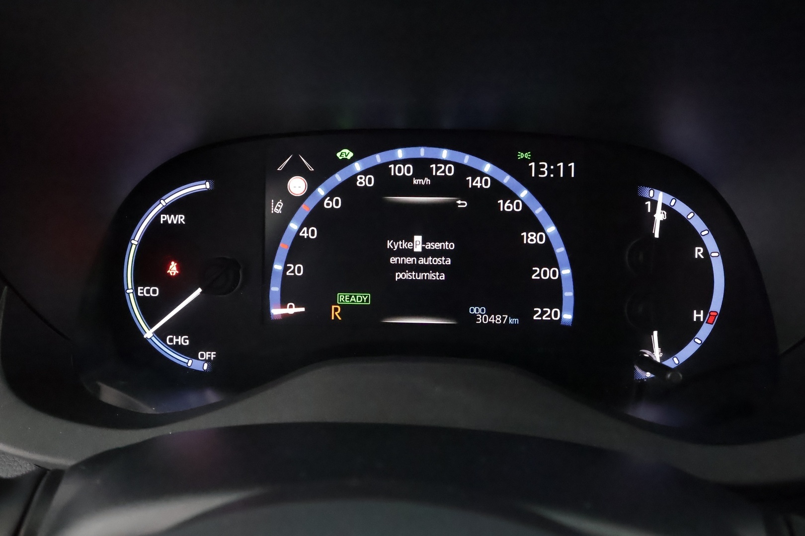 TOYOTA Yaris Cross 2024