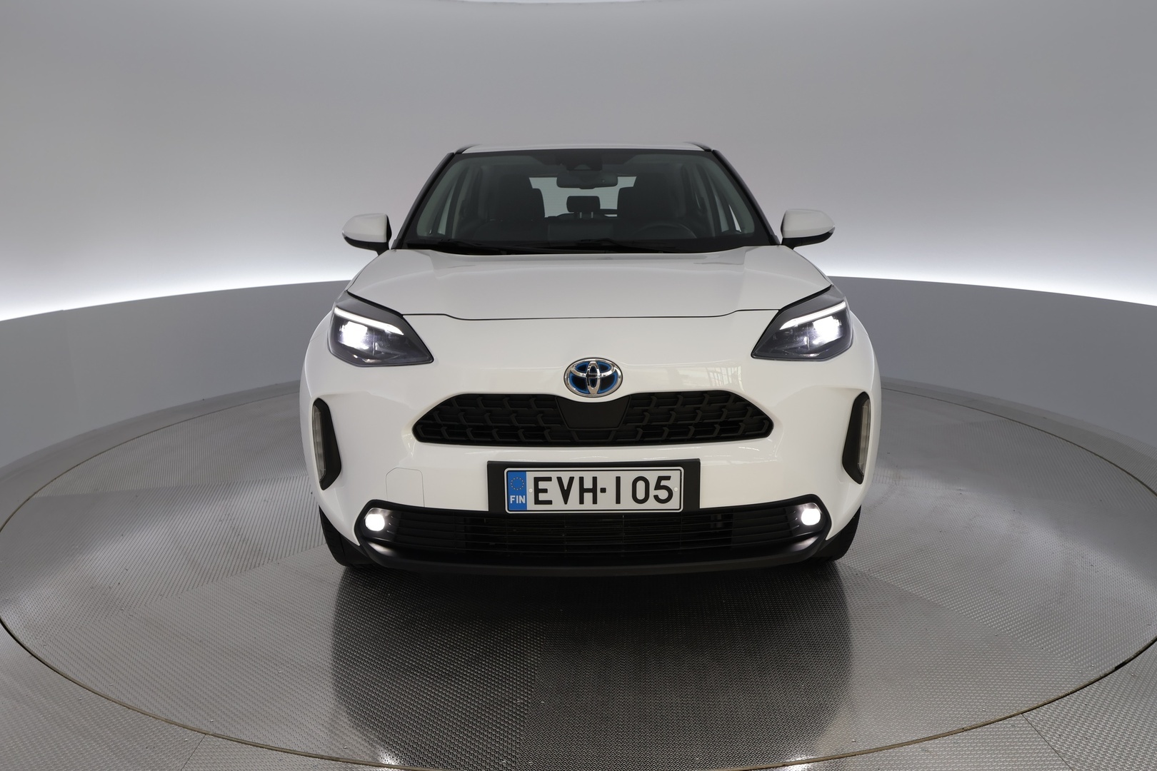 TOYOTA Yaris Cross 2024