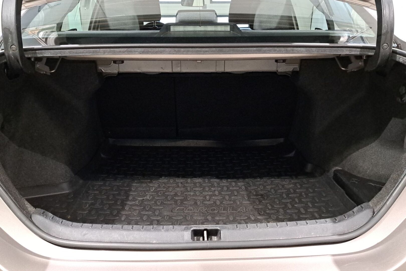 TOYOTA Corolla 2013