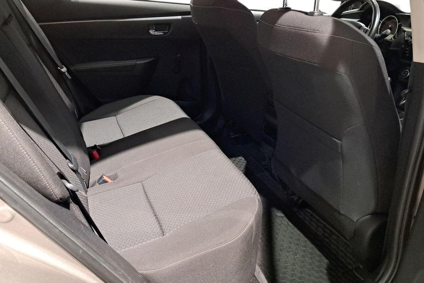 TOYOTA Corolla 2013