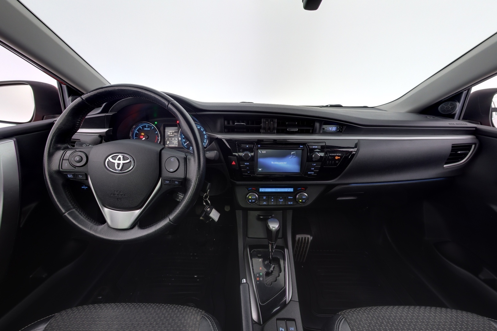 TOYOTA Corolla 2014