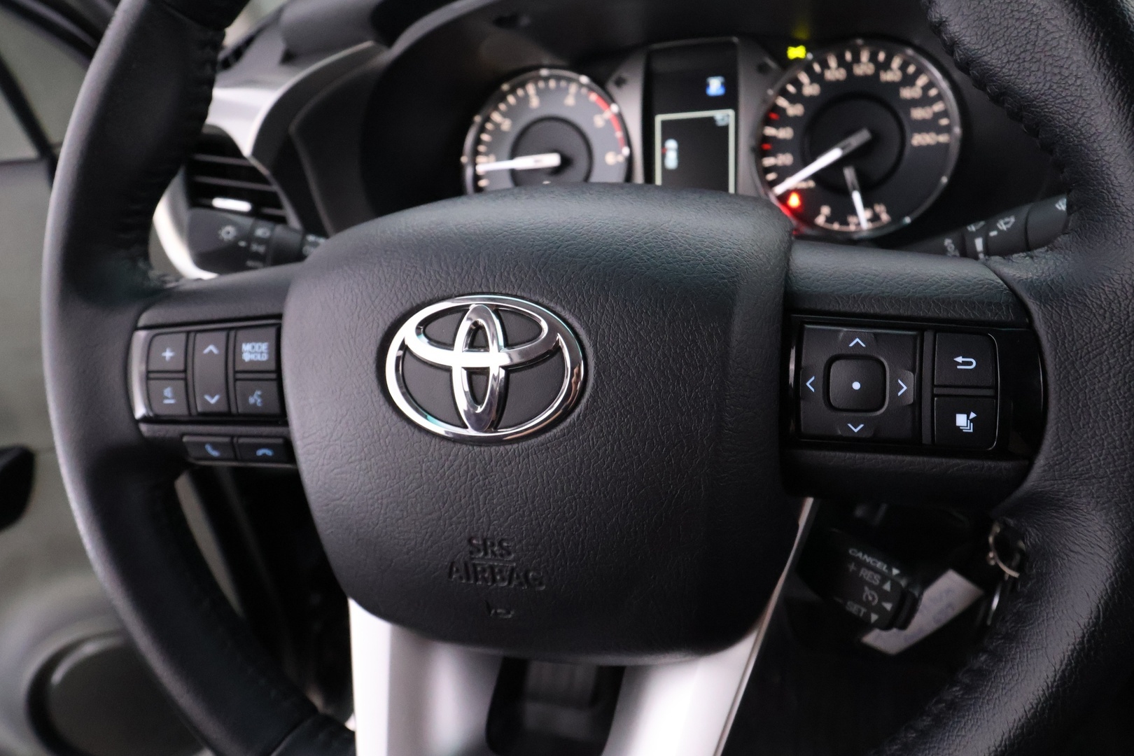 TOYOTA Hilux 2022