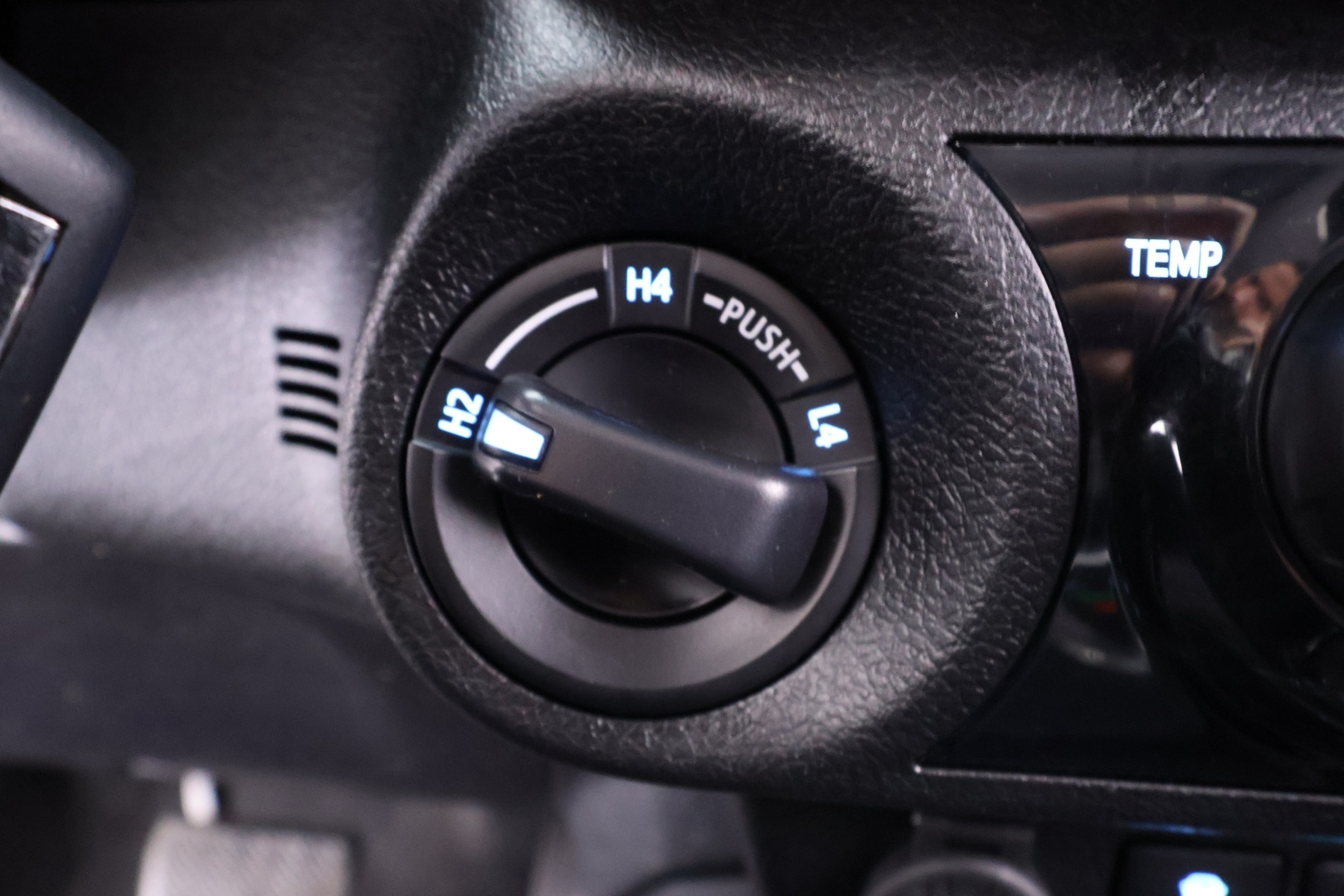 TOYOTA Hilux 2022