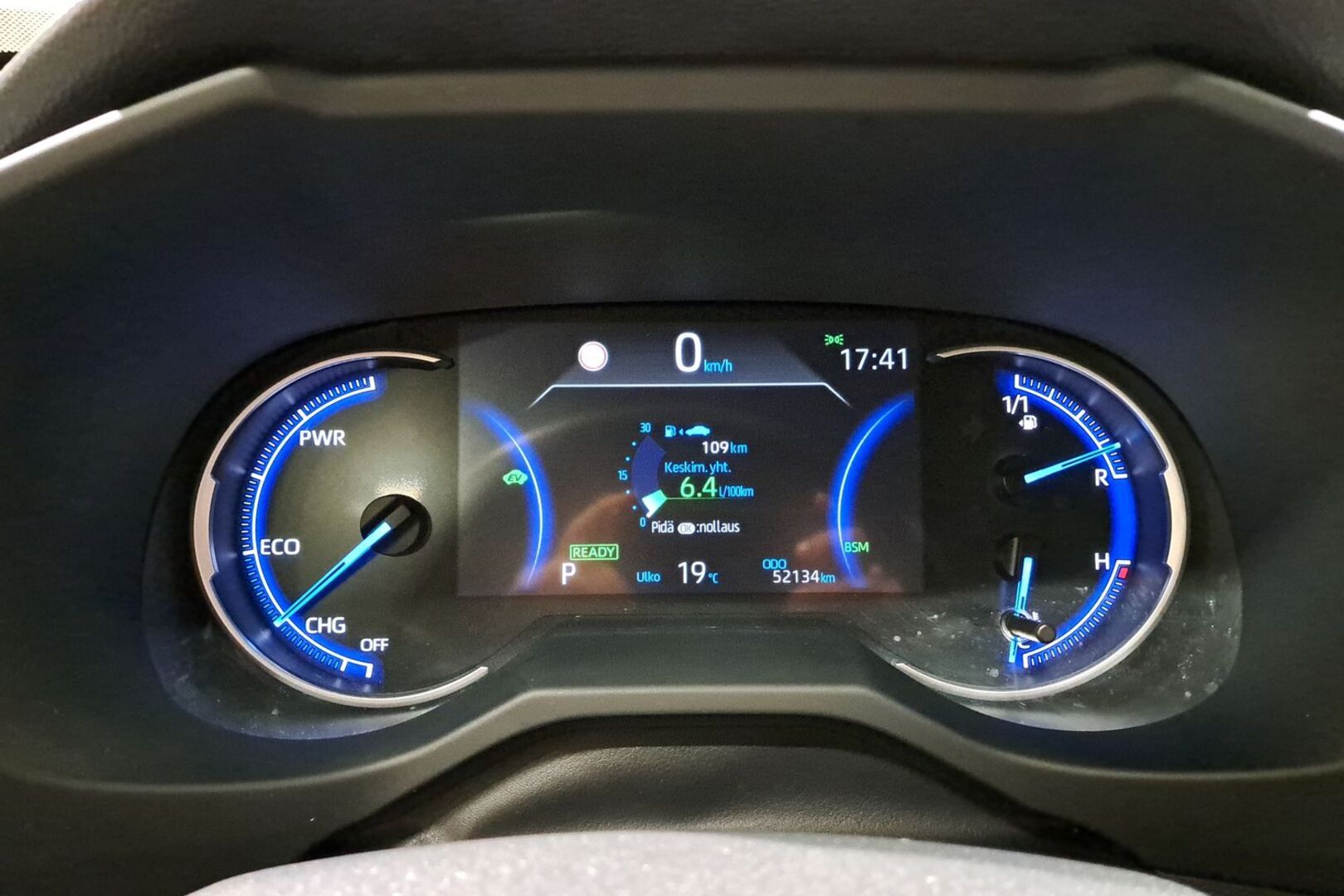 TOYOTA RAV4 2019