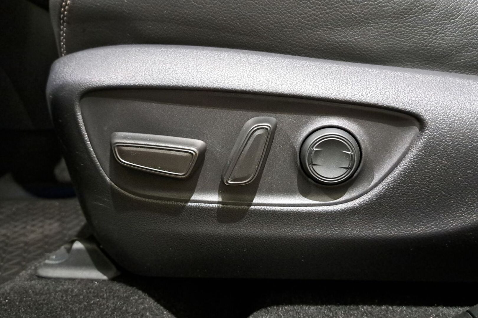 TOYOTA RAV4 2019