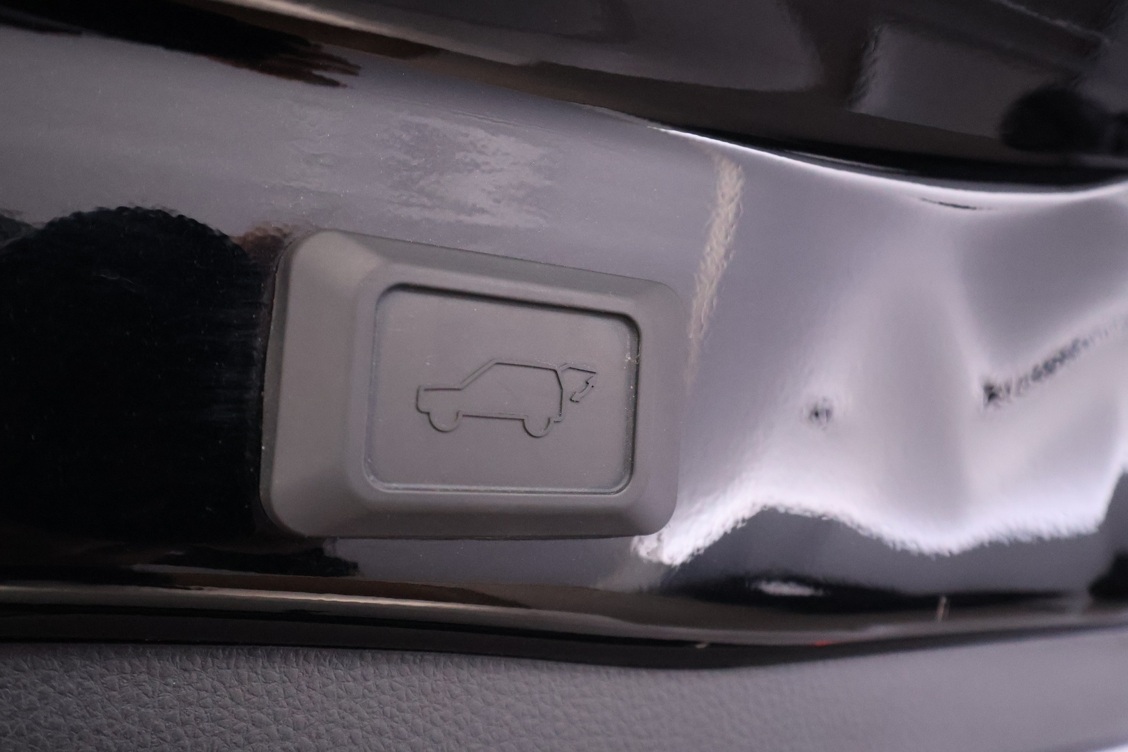 TOYOTA RAV4 PLUG-IN 2023