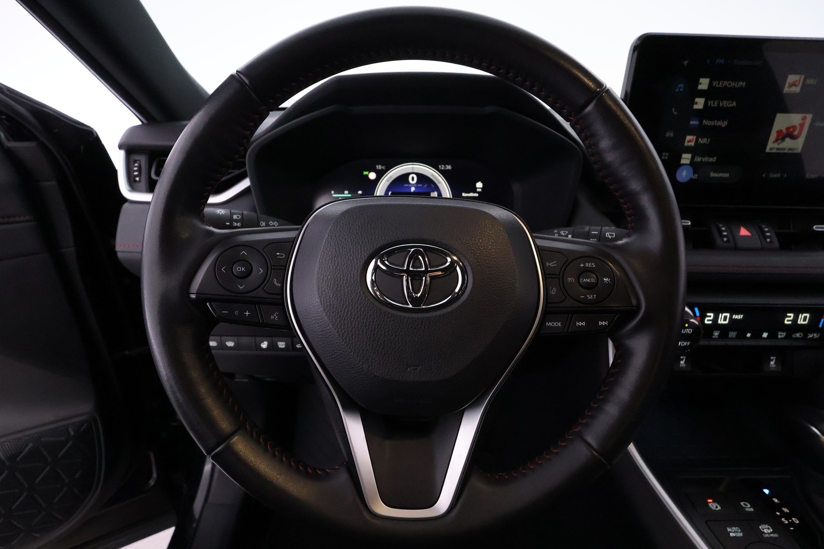 TOYOTA RAV4 PLUG-IN 2023