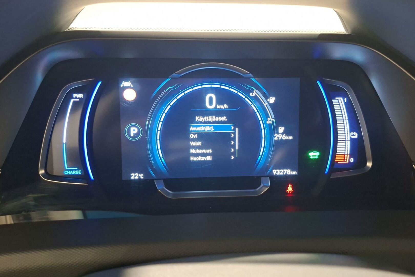 HYUNDAI IONIQ electric 17