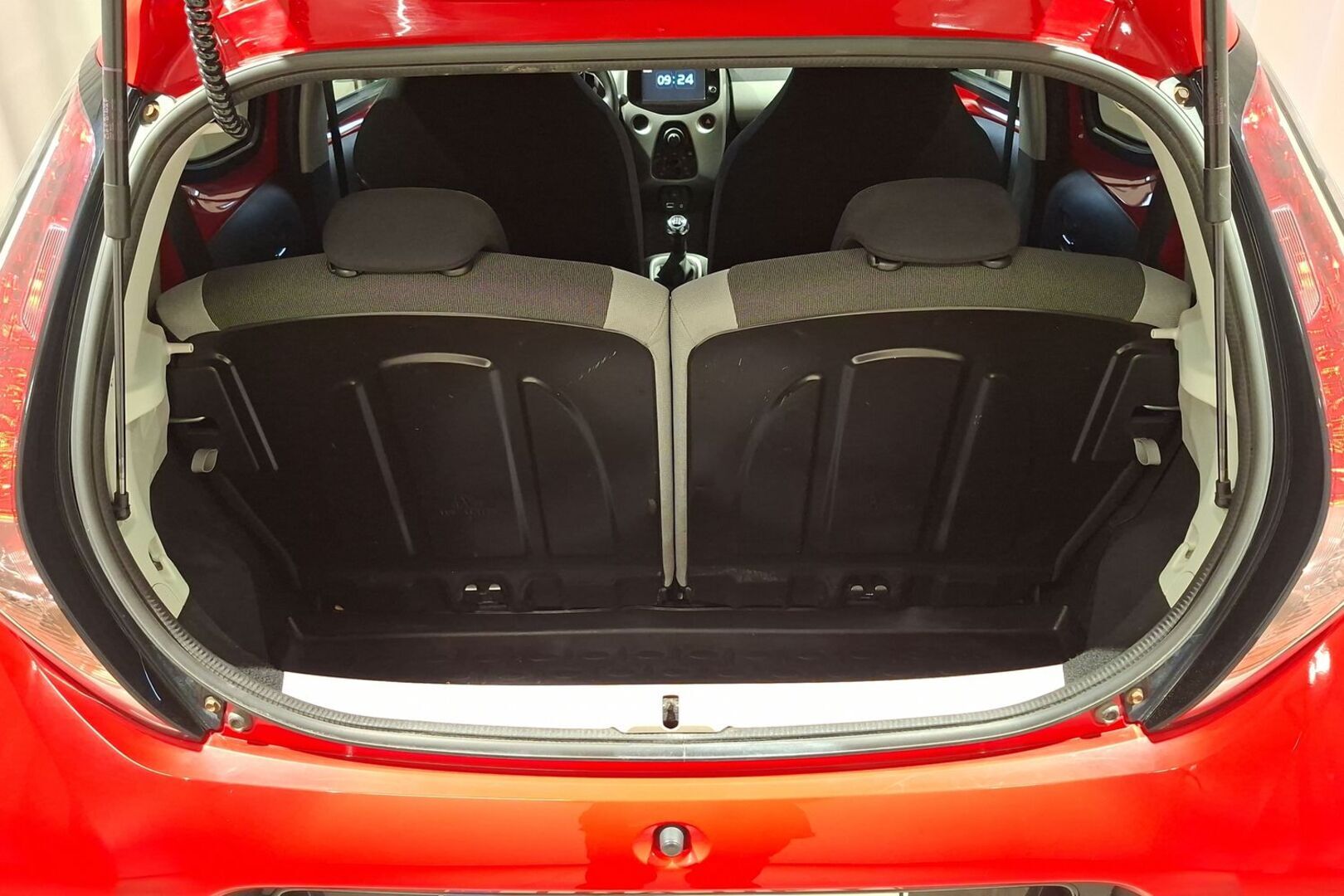 TOYOTA AYGO 2016
