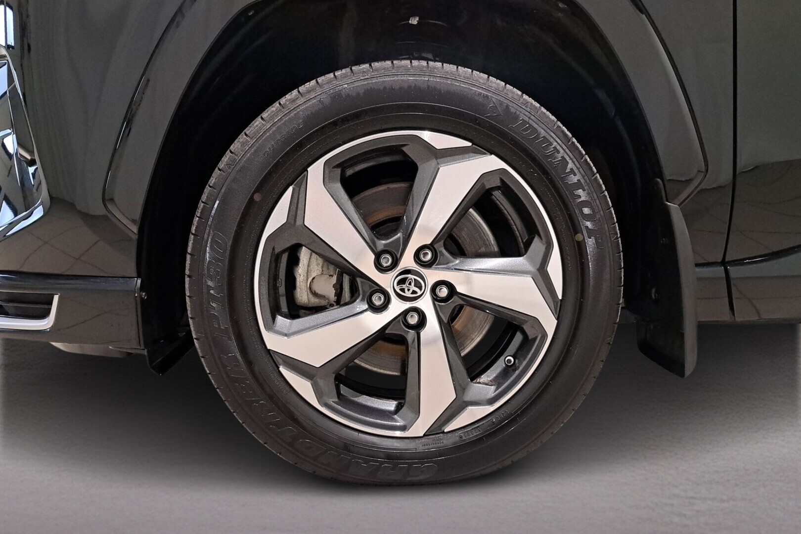 TOYOTA RAV4 Plug-in 2025