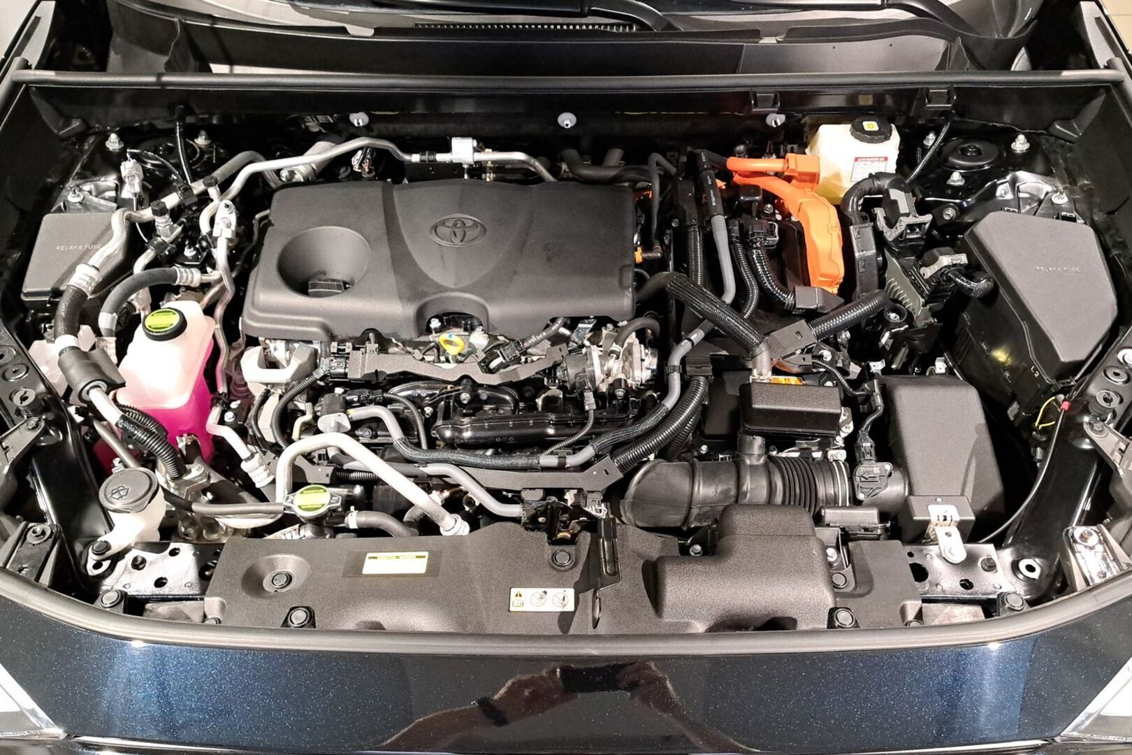 TOYOTA RAV4 Plug-in 2025