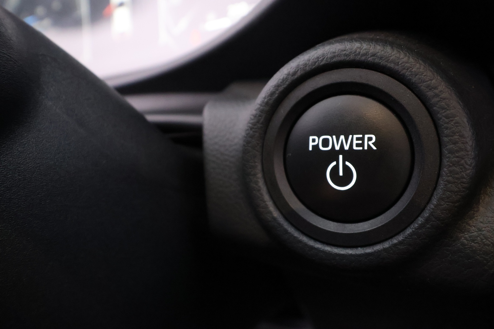 TOYOTA C-HR 2025
