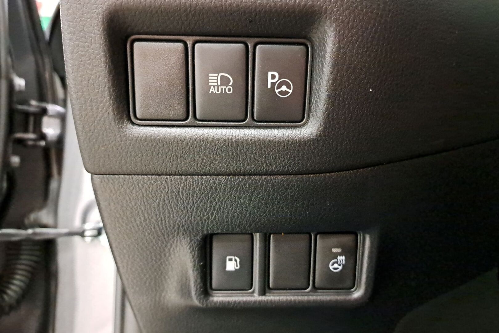 TOYOTA C-HR 2018
