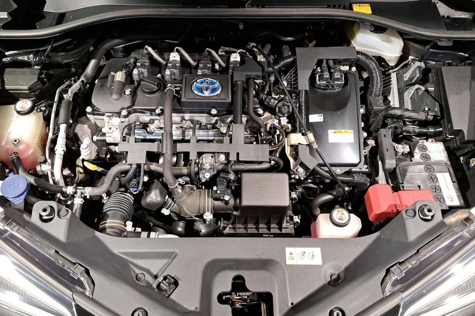 TOYOTA C-HR 2018
