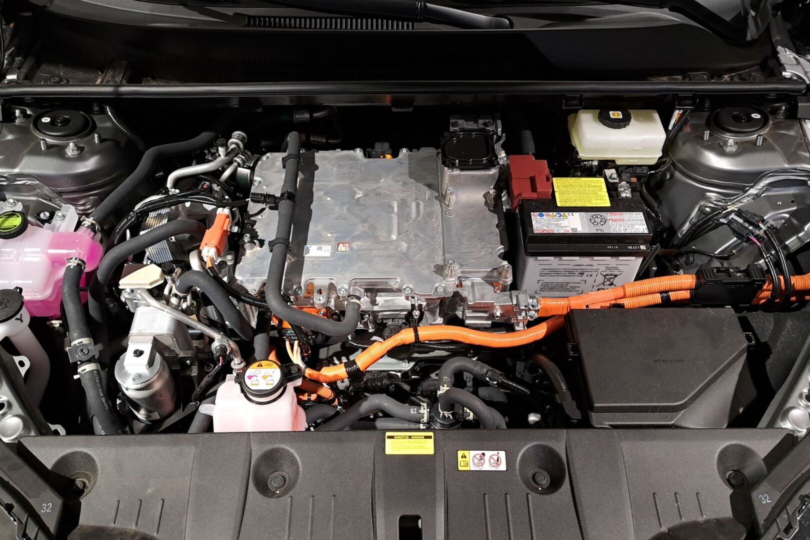 TOYOTA BZ4X 2026
