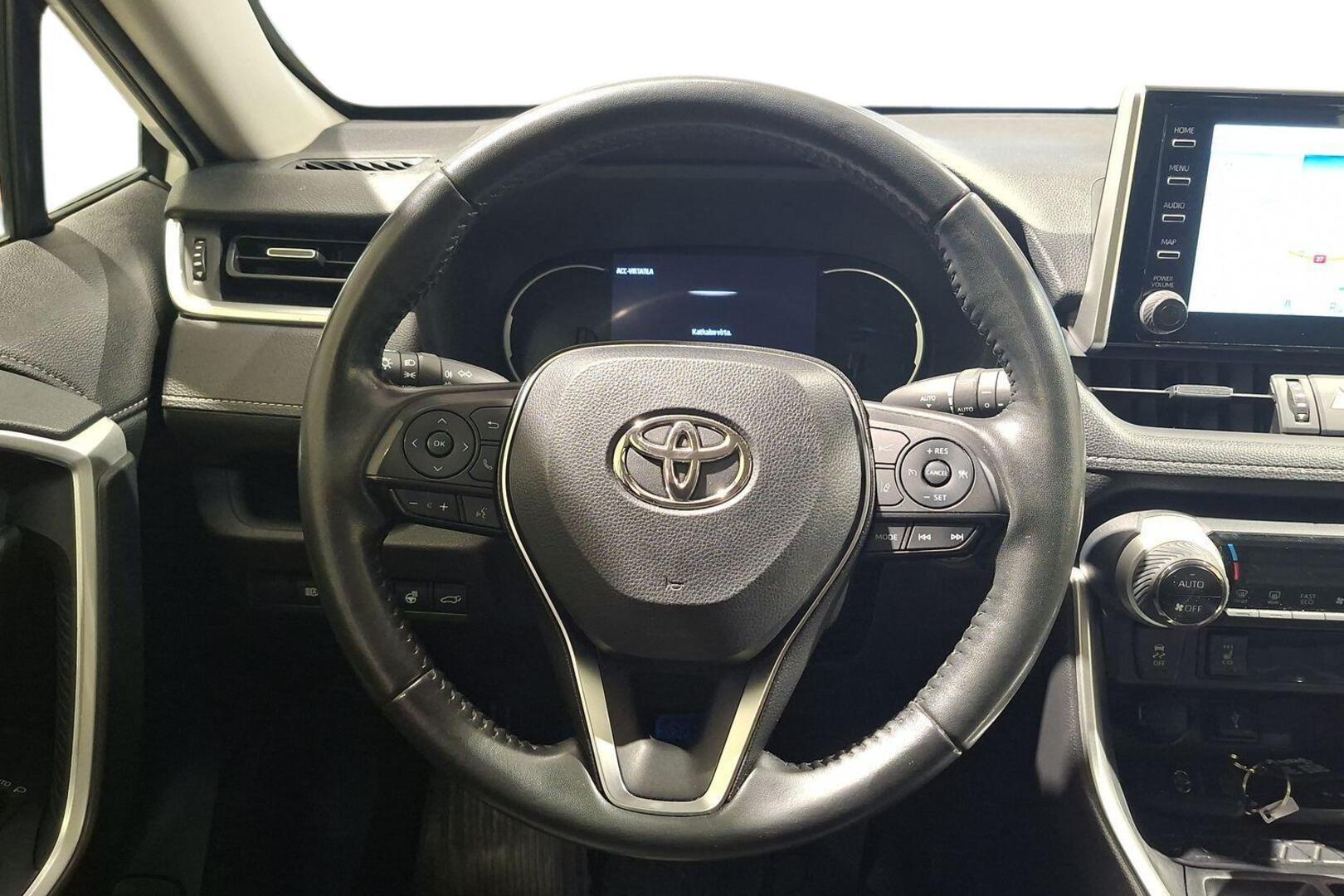 TOYOTA RAV4 2022