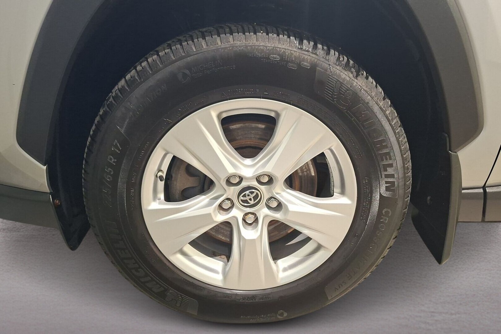 TOYOTA RAV4 2019