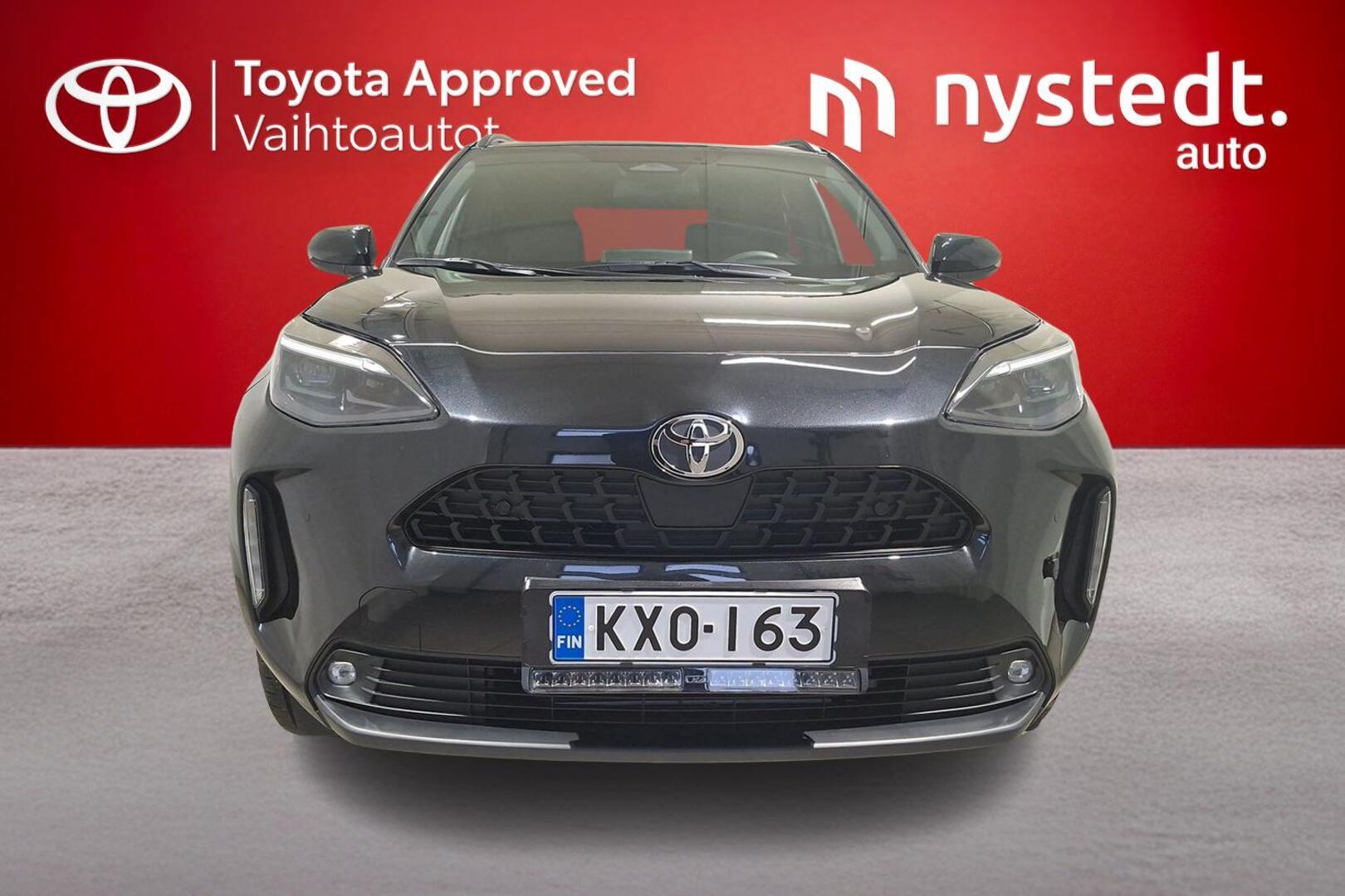 TOYOTA Yaris Cross 10