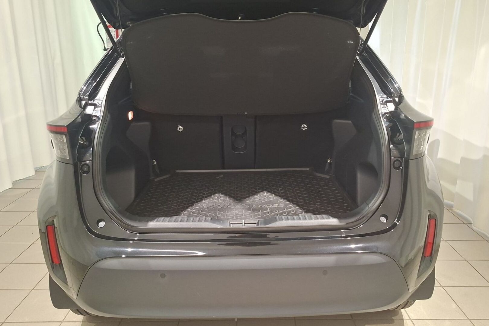 TOYOTA Yaris Cross 20