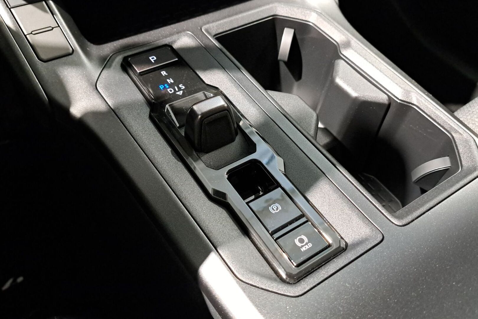 TOYOTA RAV4 PLUG-IN 2026