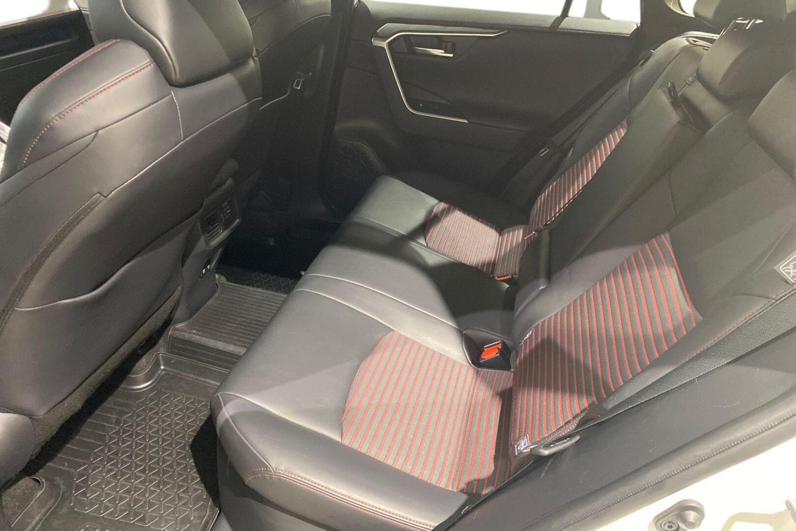 TOYOTA RAV4 2020