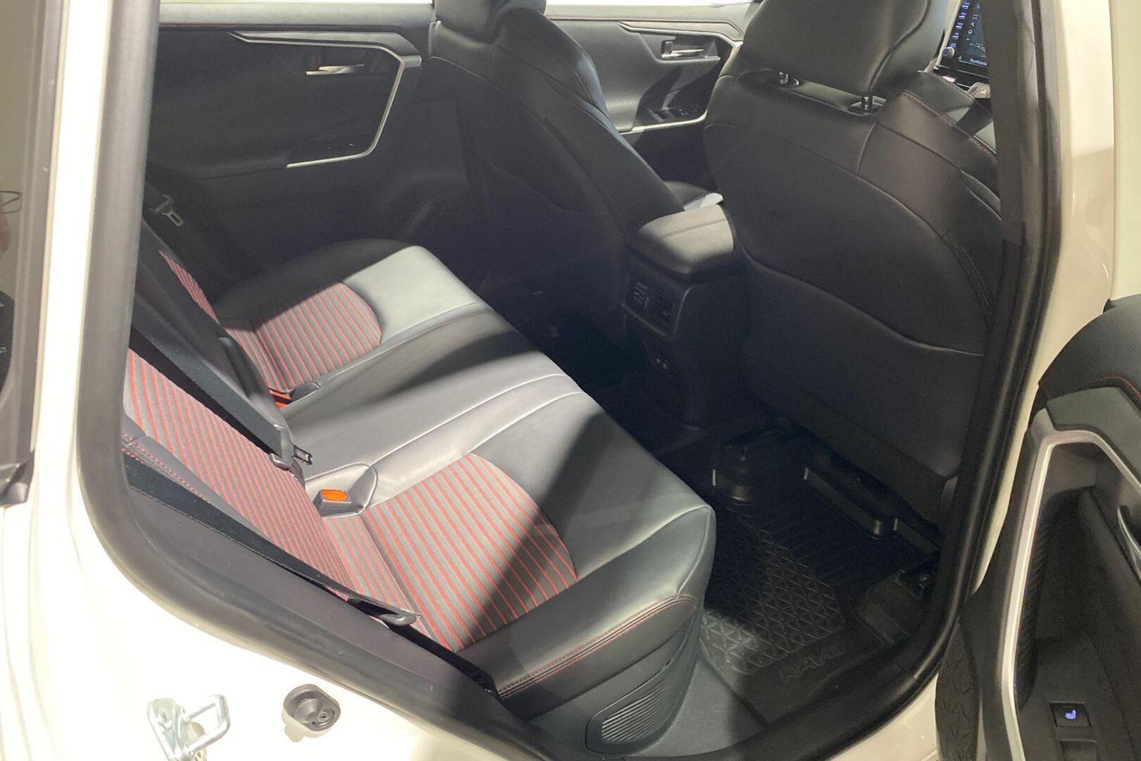 TOYOTA RAV4 2020