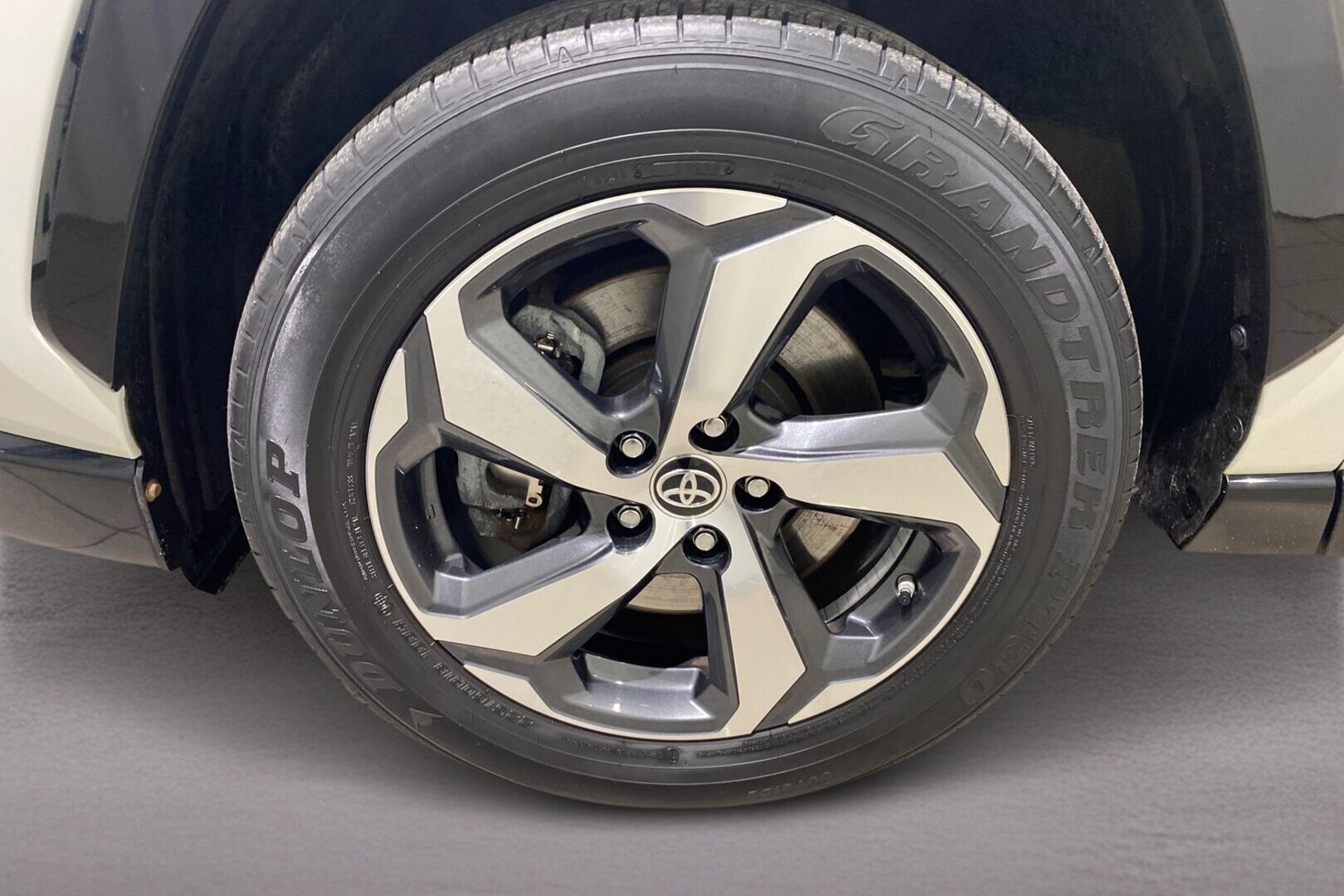 TOYOTA RAV4 2020