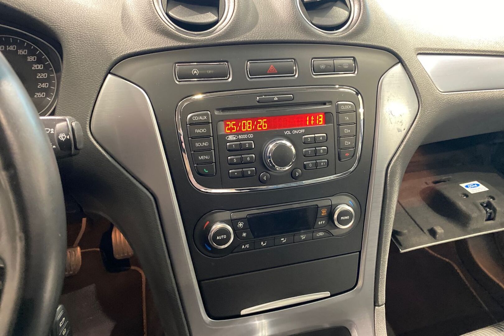 FORD Mondeo 2011