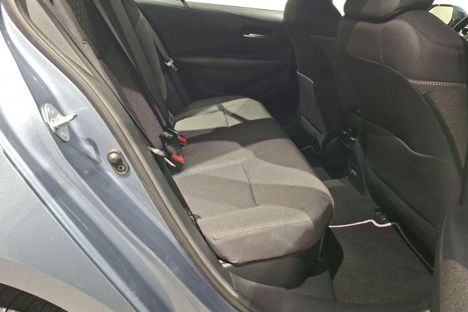 TOYOTA Corolla 2024