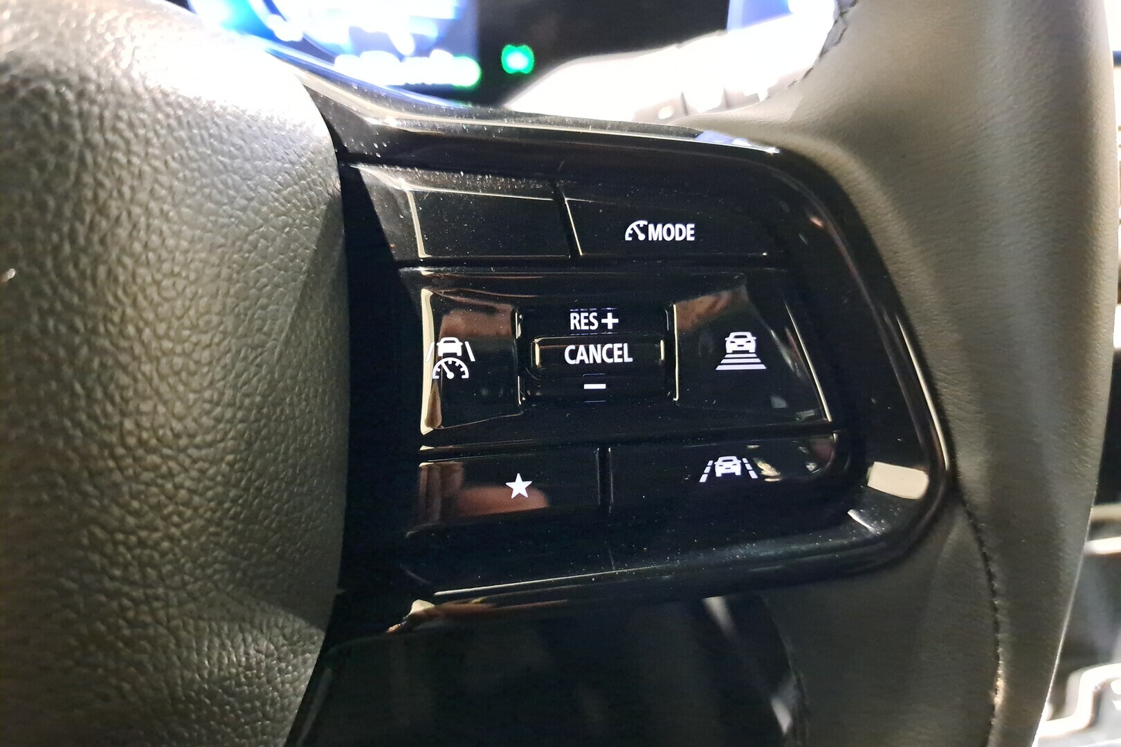 TOYOTA URBAN CRUISER 2026