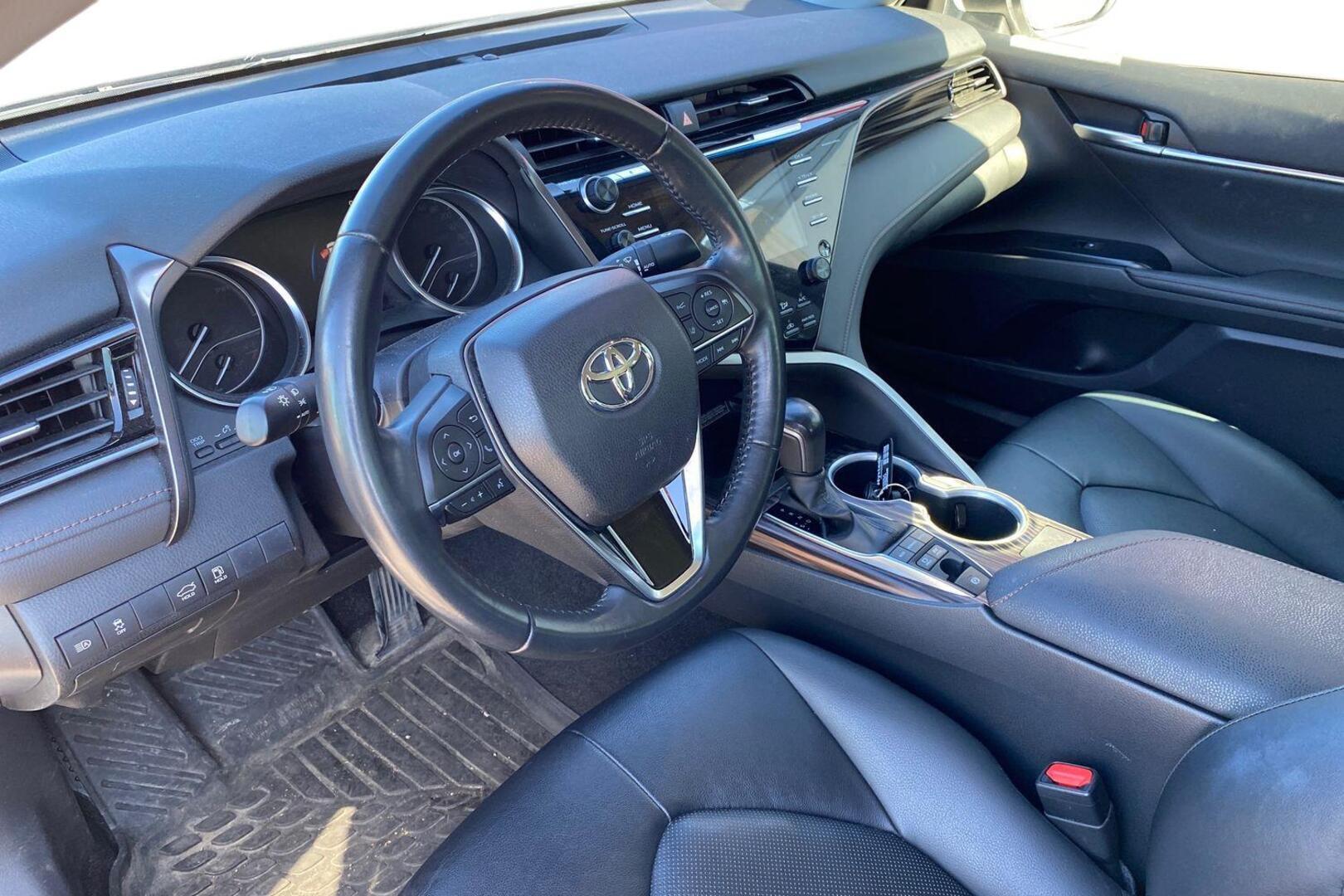 TOYOTA Camry 2020