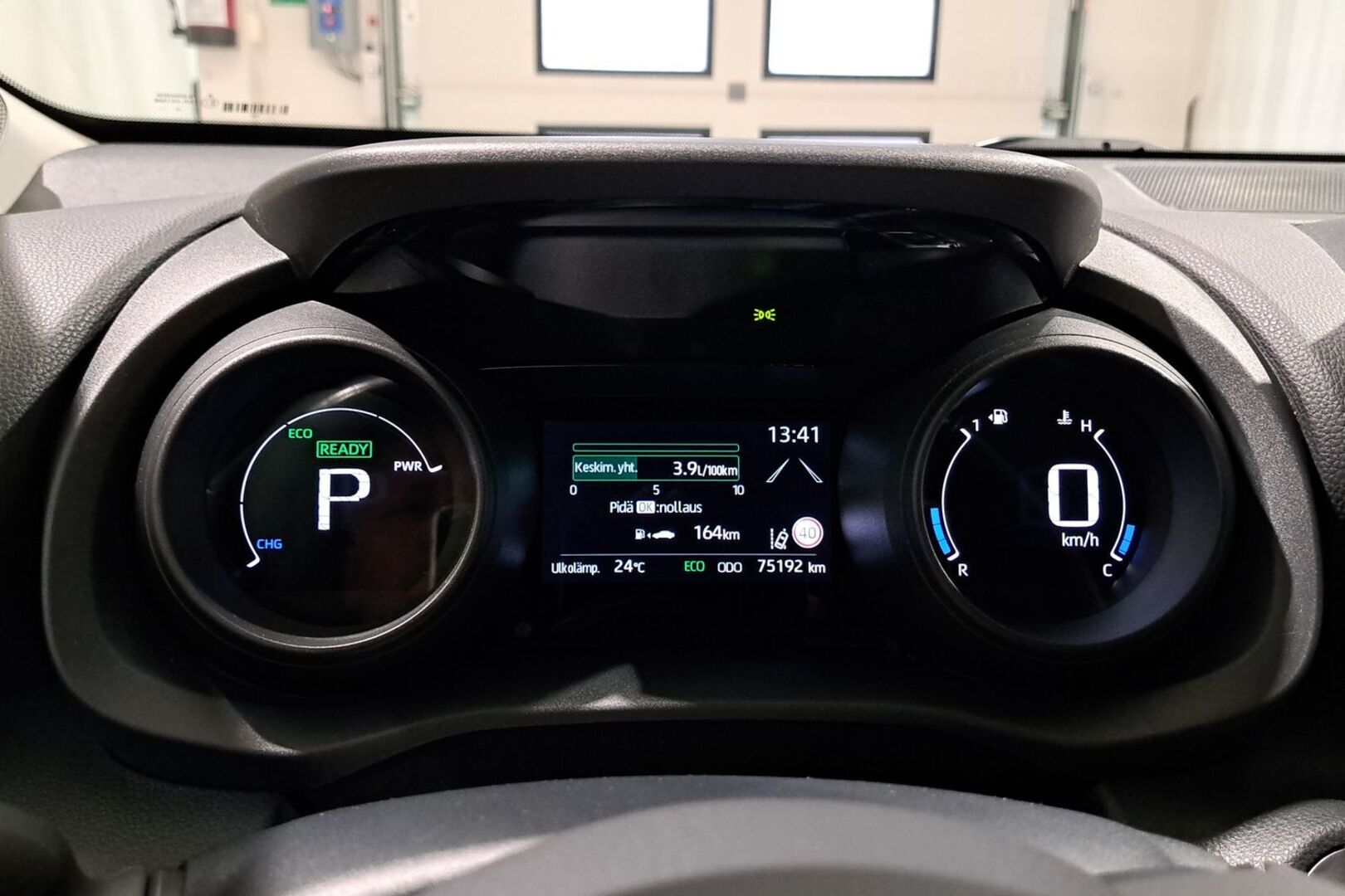 TOYOTA Yaris 2022