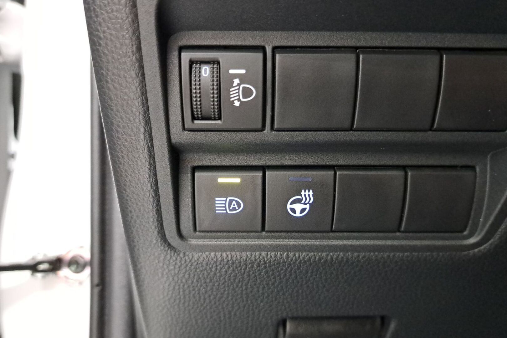 TOYOTA Yaris 2022