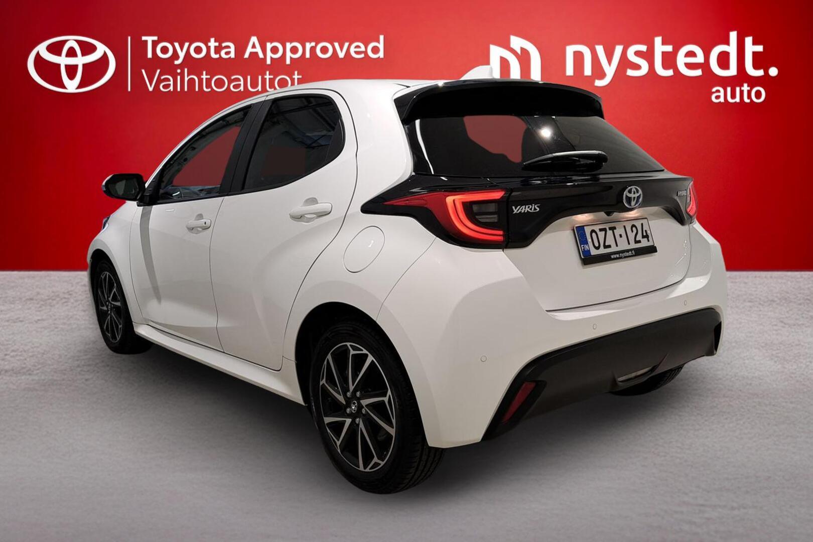 TOYOTA Yaris 2022