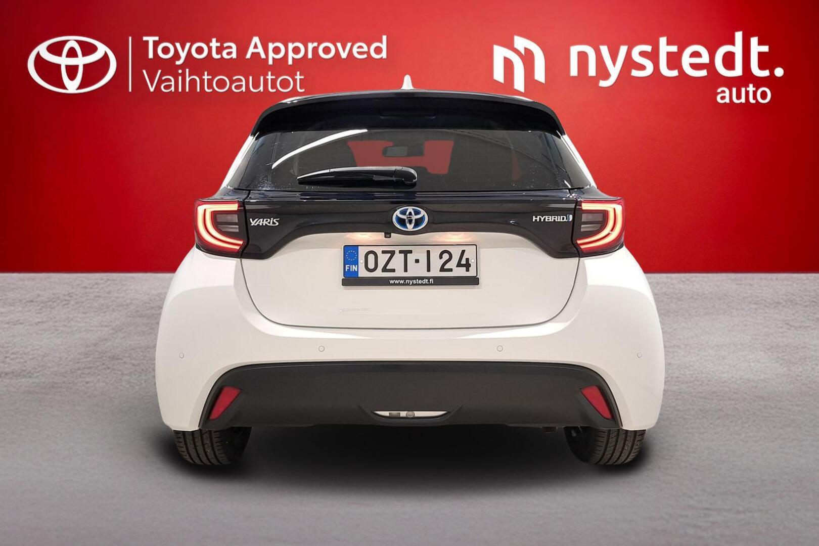 TOYOTA Yaris 2022