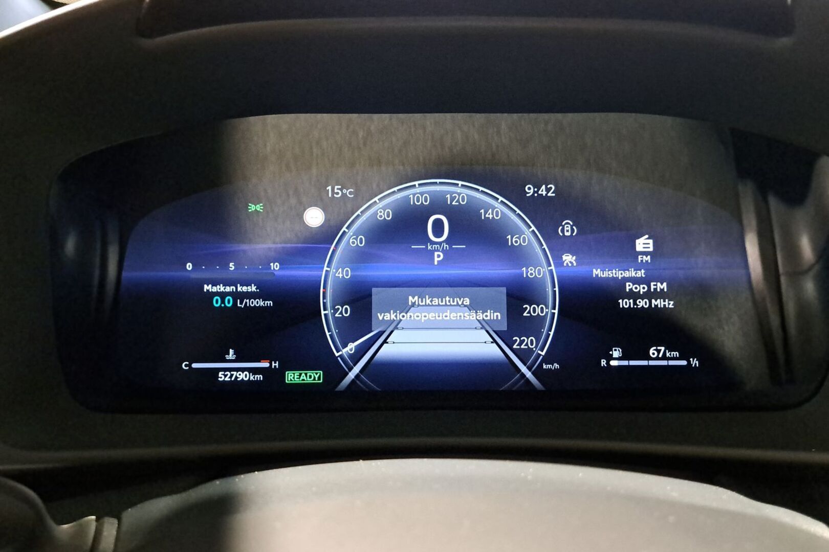 TOYOTA C-HR 2024