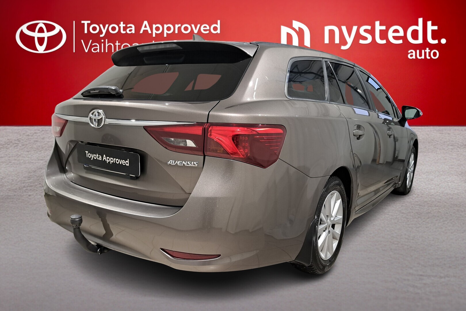 TOYOTA Avensis 2018