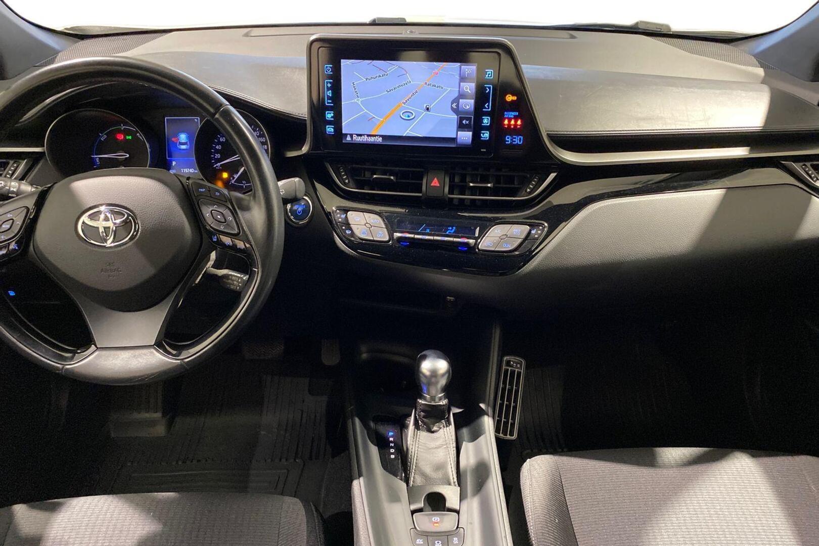 TOYOTA C-HR 2018