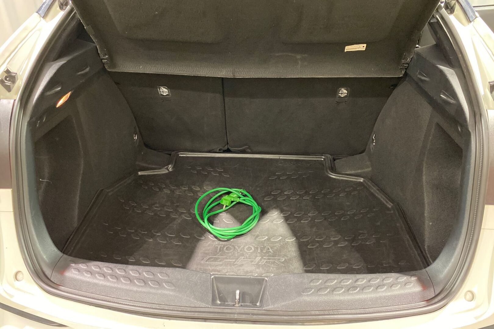 TOYOTA C-HR 2018