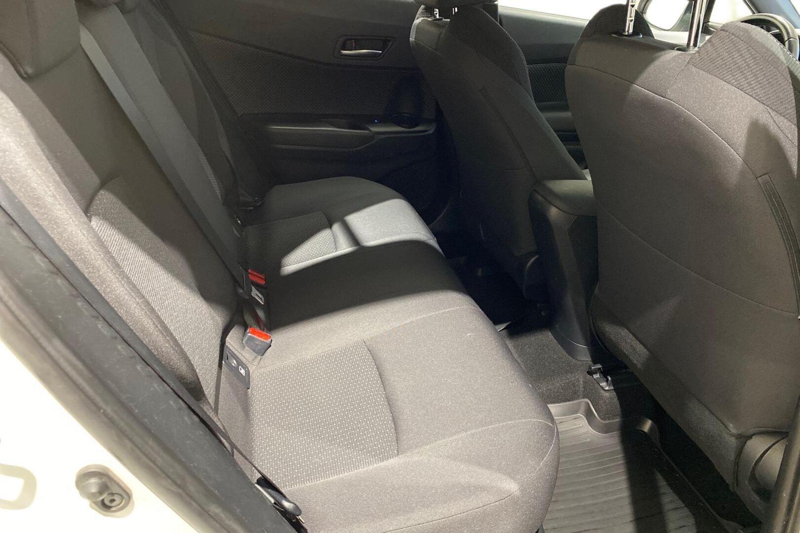 TOYOTA C-HR 2018