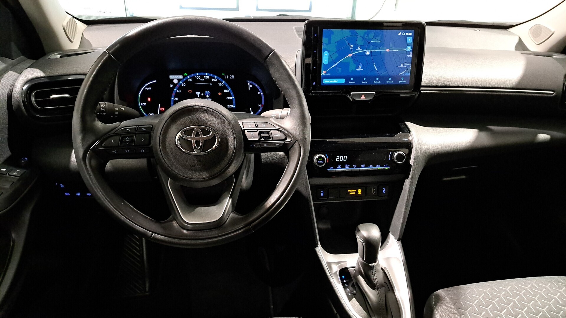 TOYOTA Yaris Cross 2024