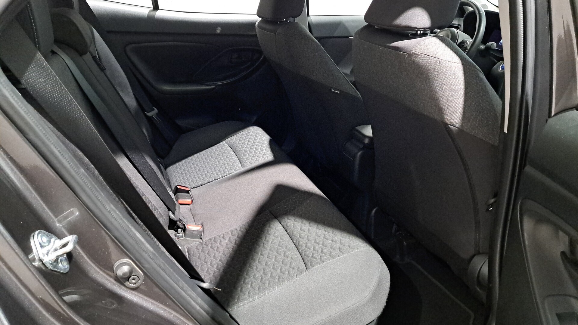 TOYOTA Yaris Cross 2024