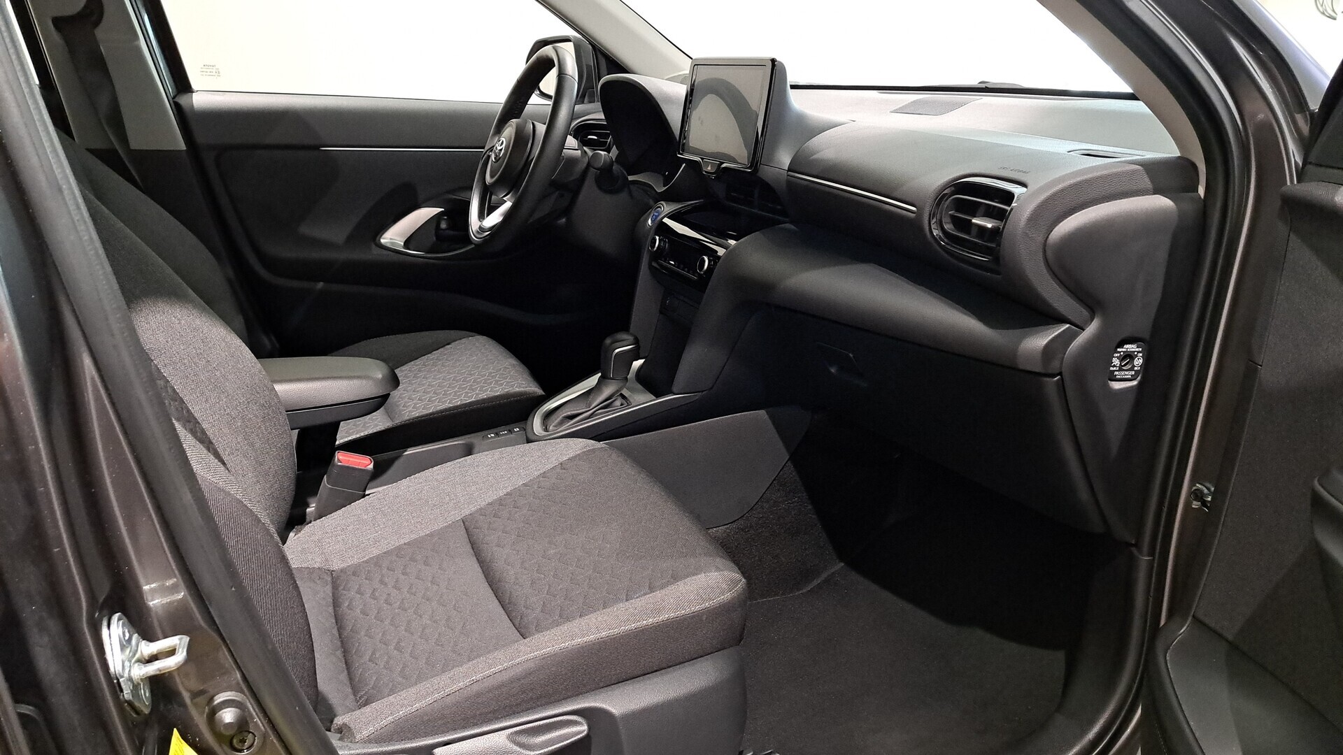 TOYOTA Yaris Cross 2024