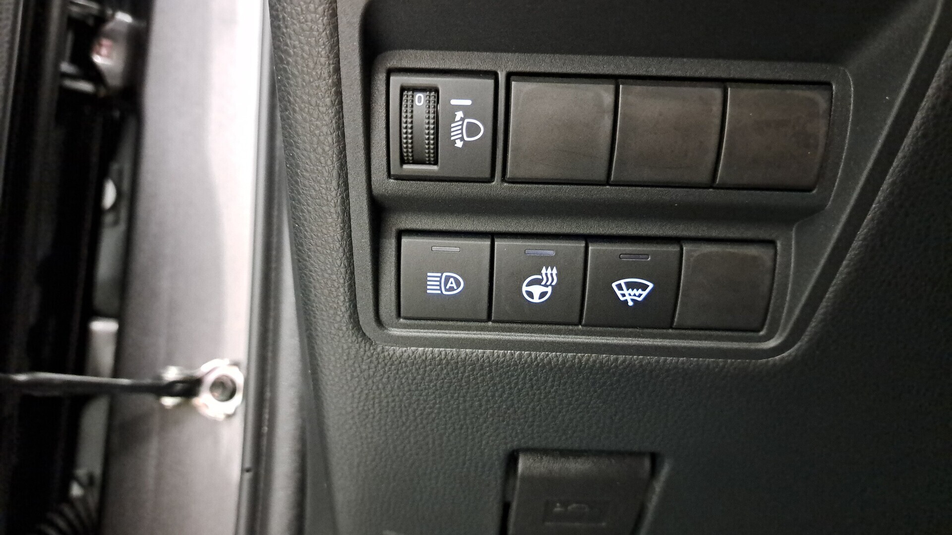 TOYOTA Yaris Cross 2024